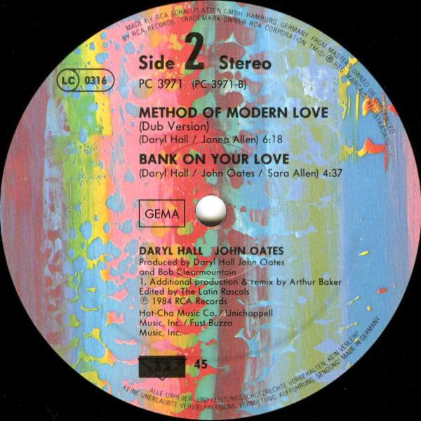 Daryl Hall & John Oates - Method Of Modern Love