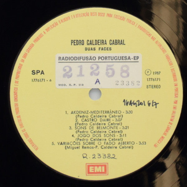 Pedro Caldeira Cabral - Duas Faces