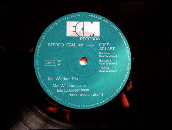 Mal Waldron Trio - Free At Last