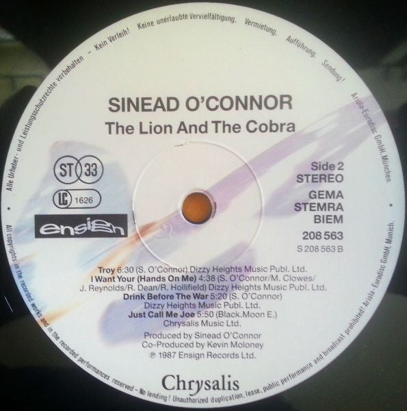 Sinéad O'Connor - The Lion And The Cobra