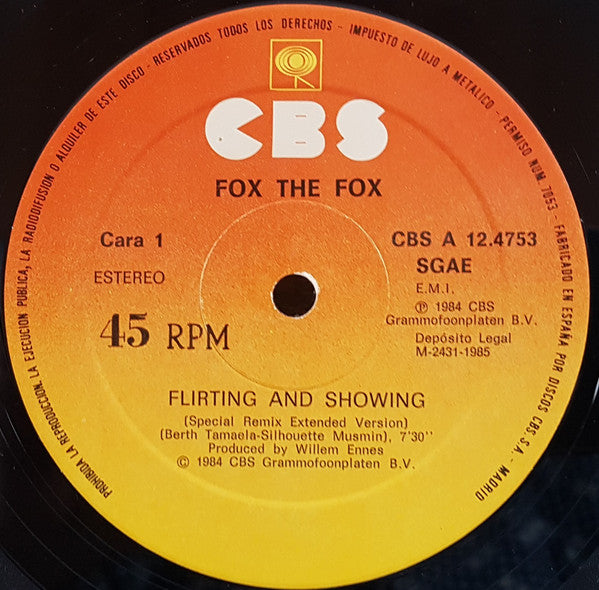 Fox The Fox - Flirting And Showing