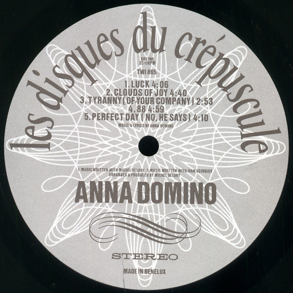 Anna Domino - Colouring In The Edge And The Outline